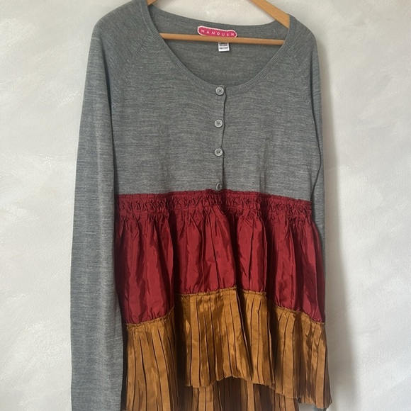 Manoush Merino and Silk sweater, colourblock tiered ruffle button size large - Picture 2 of 9